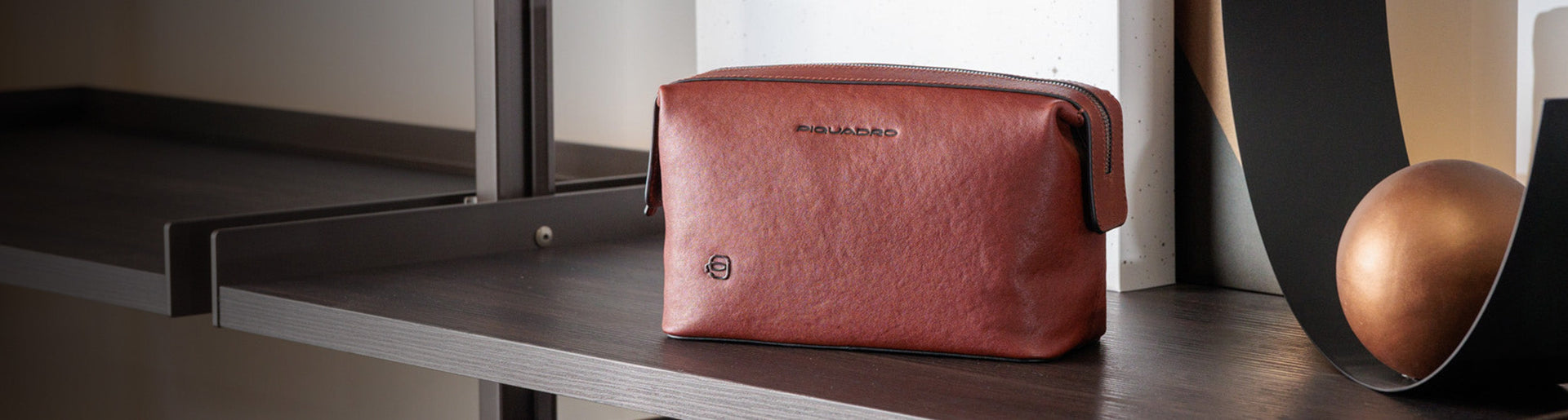Toiletry bags and vanity cases