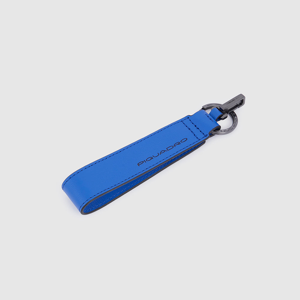 Address Tag in leather with carabiner