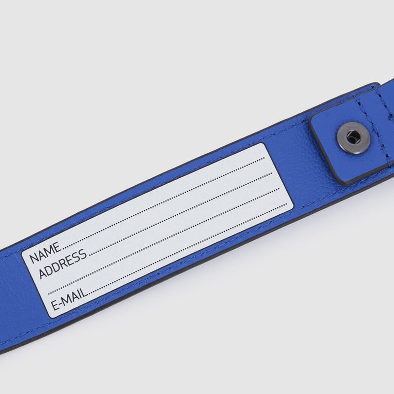 Address Tag in leather with carabiner