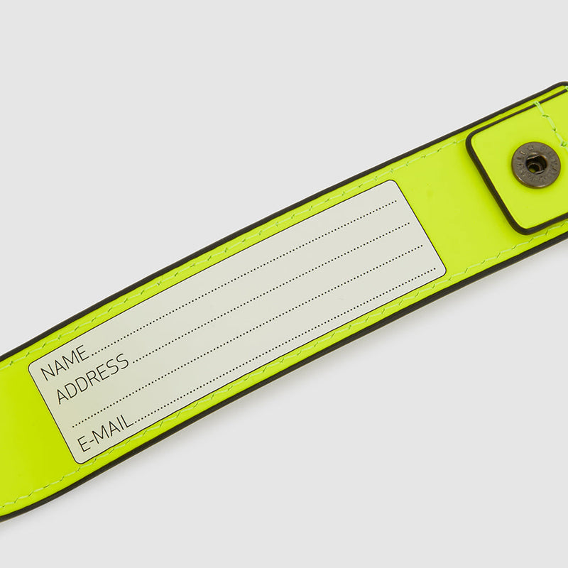Address Tag in leather with carabiner
