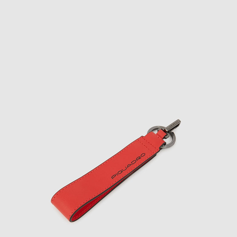 Address Tag in leather with carabiner