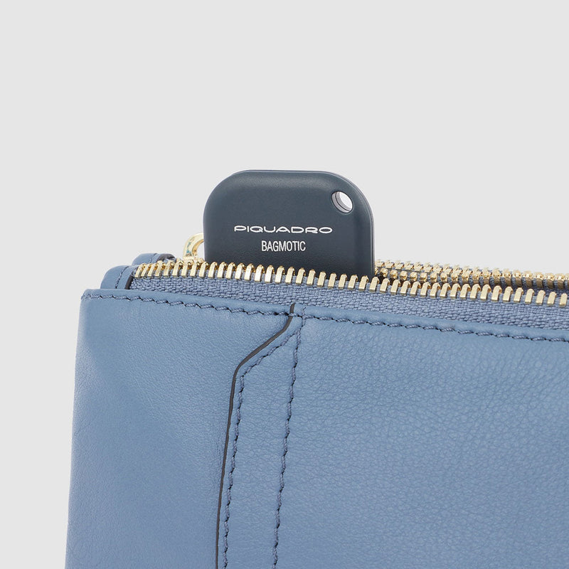 Women’s clutch with removable shoulder strap