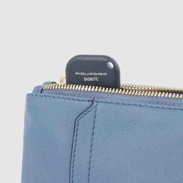 Women’s clutch with removable shoulder strap