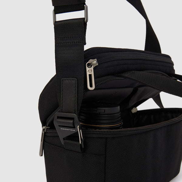 Camera bag in recycled fabric