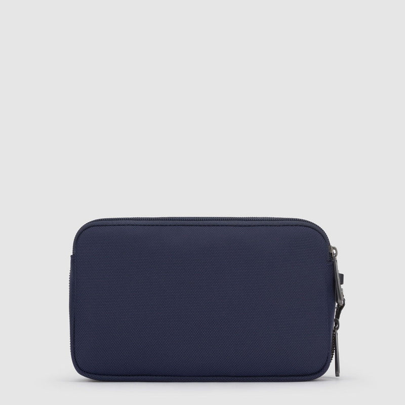 Wrist clutch bag in recycled fabric