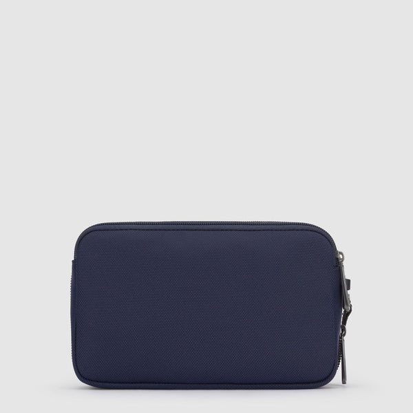 Wrist clutch bag in recycled fabric