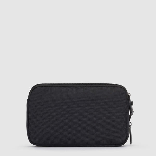 Wrist clutch bag in recycled fabric