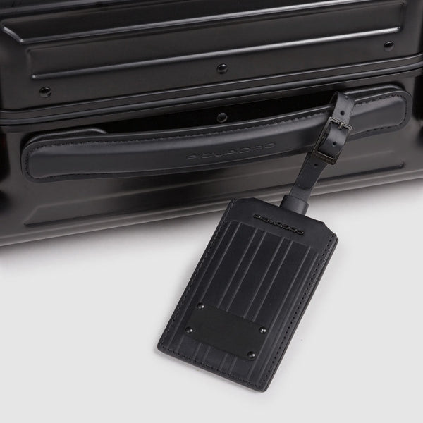 Ultra slim, hardside spinner with shirt sleeve