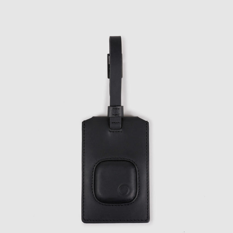 Ultra slim, hardside spinner with shirt sleeve