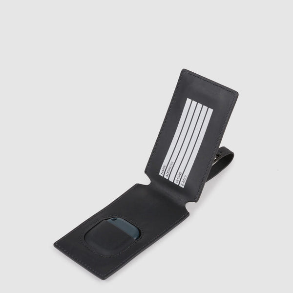 Ultra slim, hardside spinner with shirt sleeve