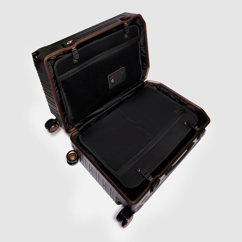 Medium size, spinner Piquadro x Maserati