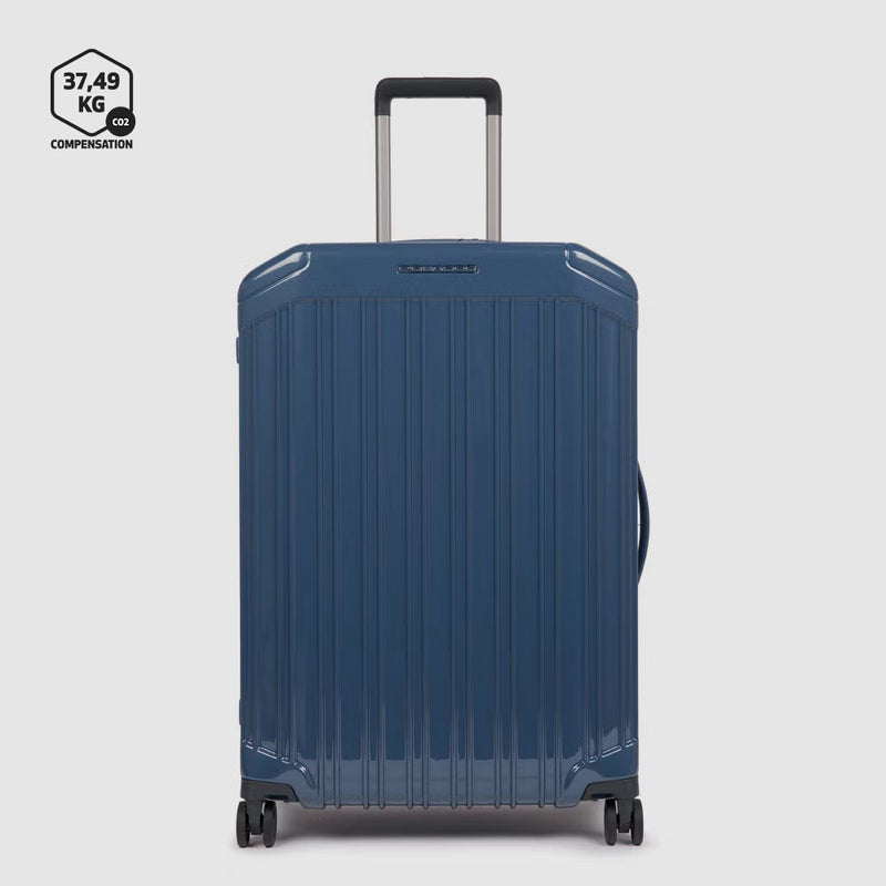 Medium size, hardside spinner