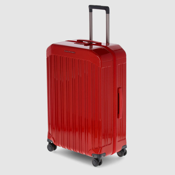Medium size, hardside spinner
