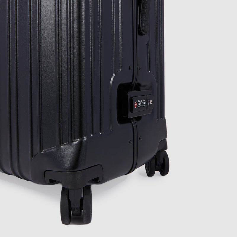 Big size, hardside spinner with TSA lock