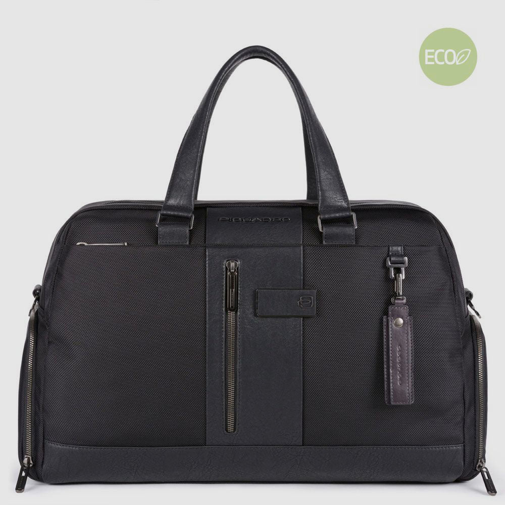 Duffel bag in recycled fabric