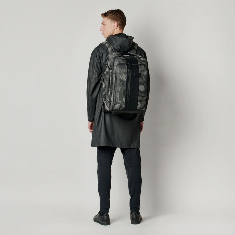 Cabin size laptop trolley backpack 15,6"