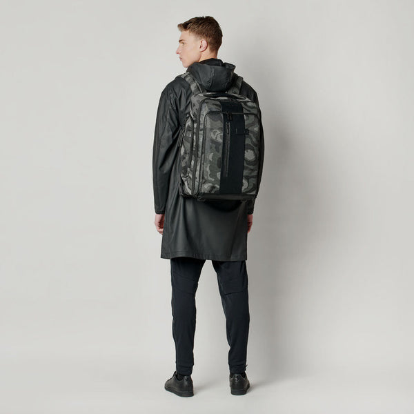 Cabin size laptop trolley backpack 15,6"