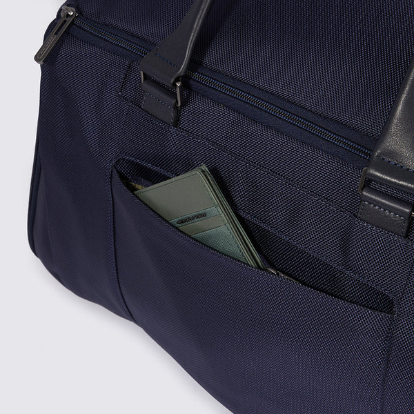 Convertible to backpack gym/business bag