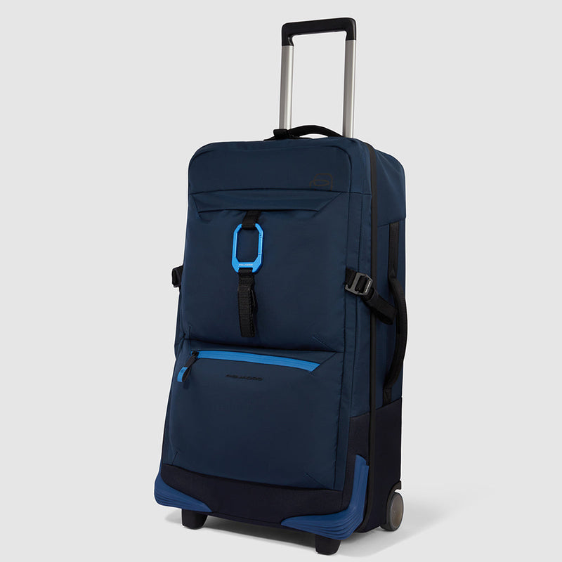 Modular wheeled duffel in recycled fabric