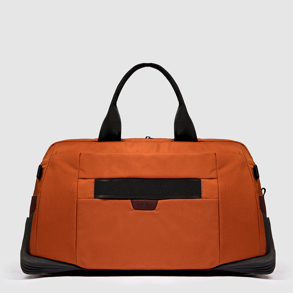 Modular duffel bag in recycled fabric