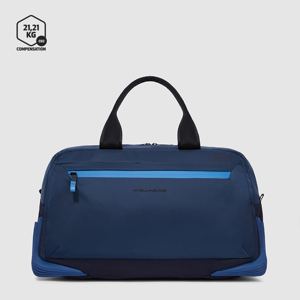Modular duffel bag in recycled fabric
