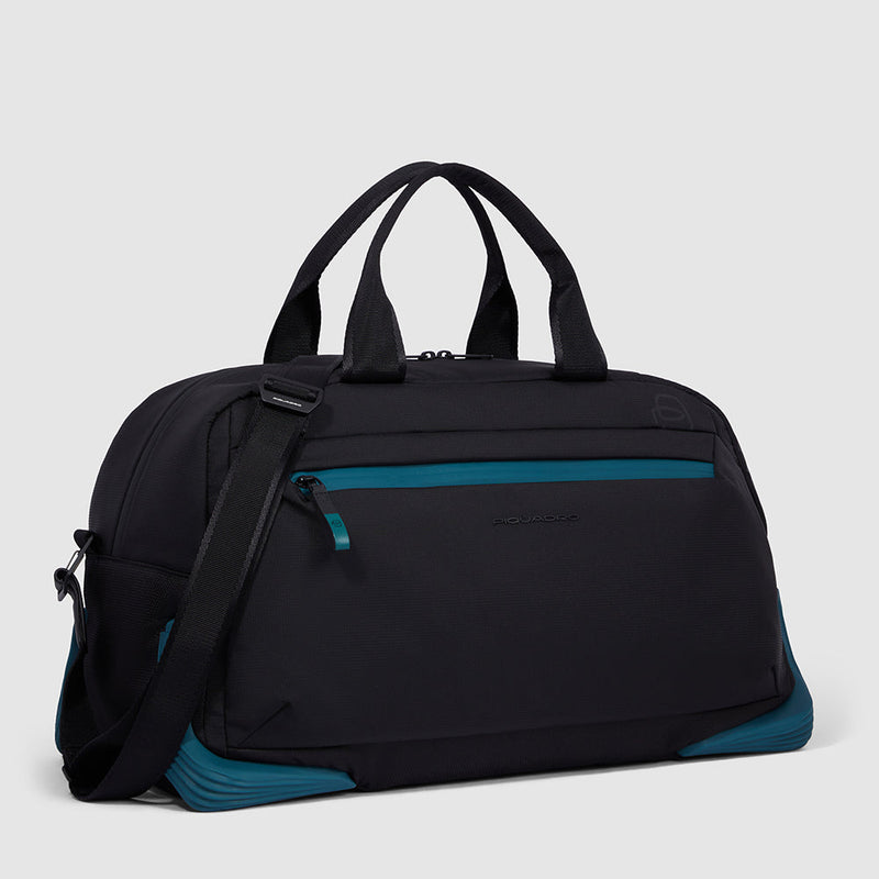 Modular duffel bag in recycled fabric