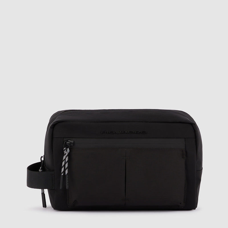 Toiletry bag in recycled fabric