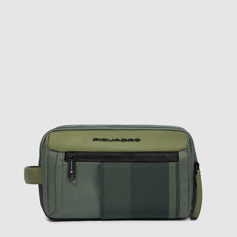 Toiletry bag in recycled fabric and leather