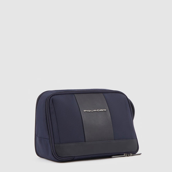 Hanging toiletry bag, expandable