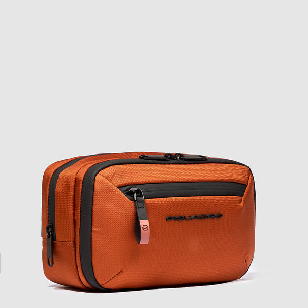 Toiletry bag in recycled fabric