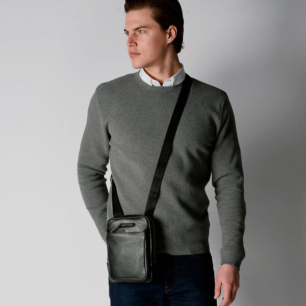 Organised pocket cross-body bag