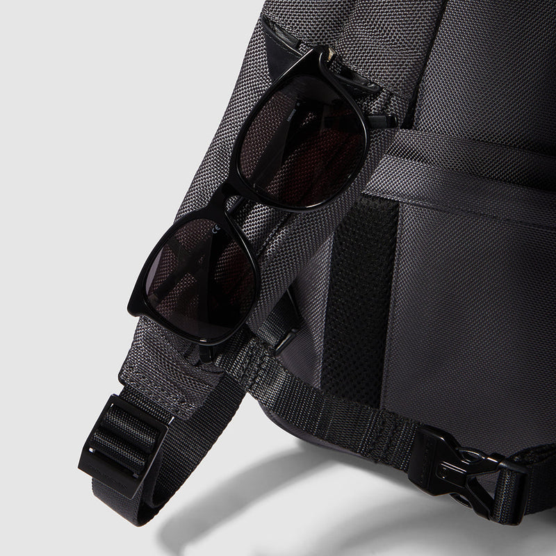 Small size, computer 14" and iPad® backpack