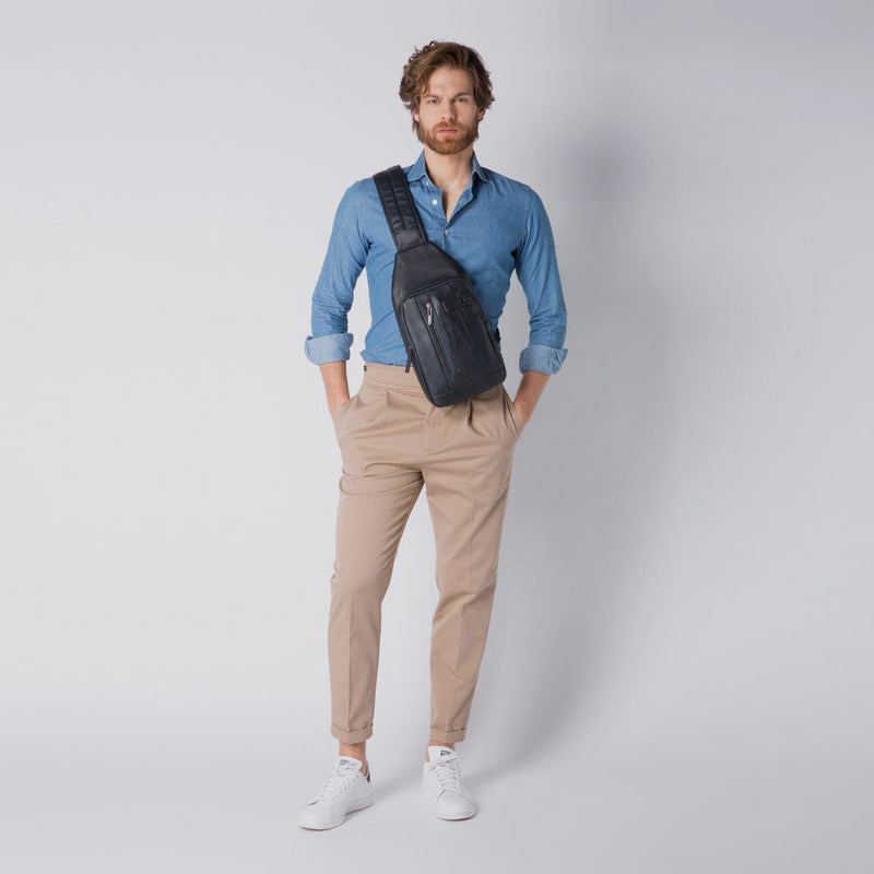 Mono sling bag