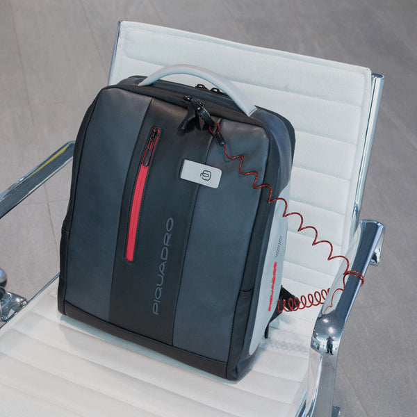 PC and iPad® backpack with anti-theft cable