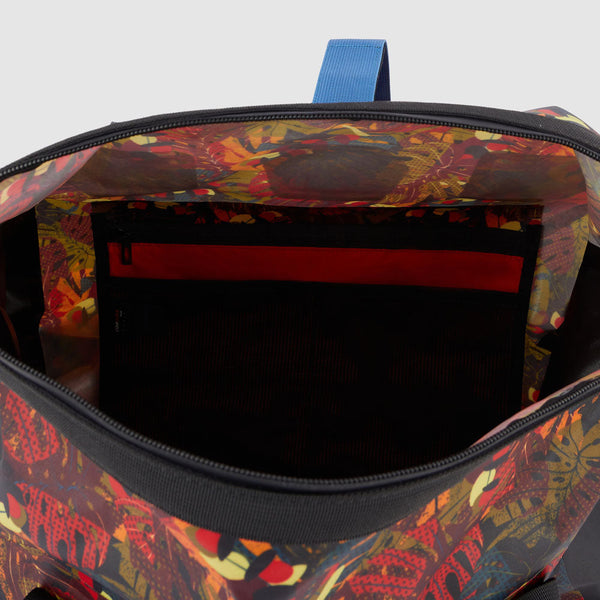 waterproof duffel bag with latch roll top,