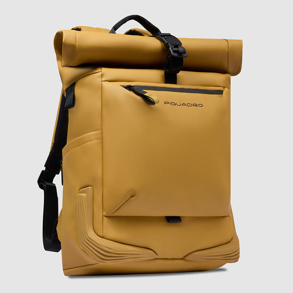 Water resistant roll-top backpack for laptop 15,6"
