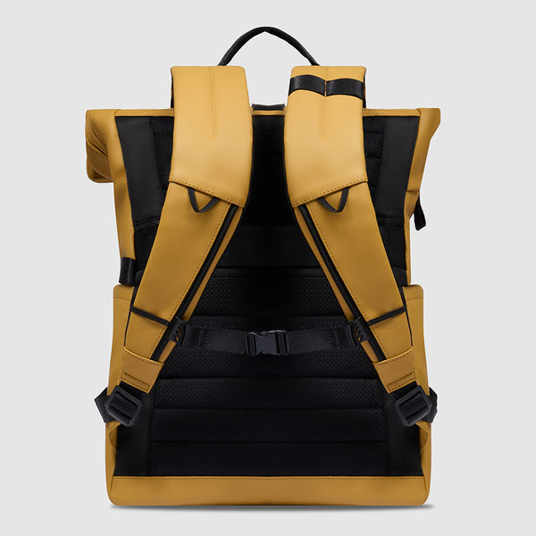 Water resistant roll-top backpack for laptop 15,6"