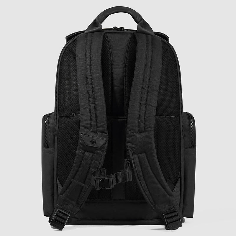 Travel laptop backpack 15,6"