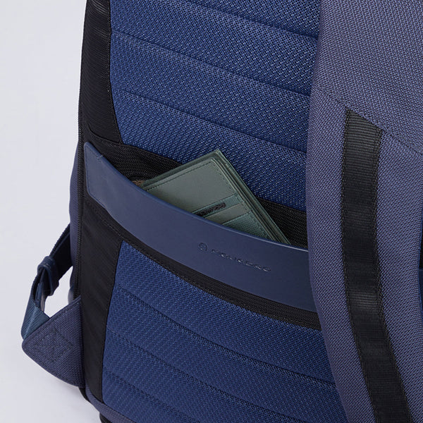 Travel laptop backpack 15,6"