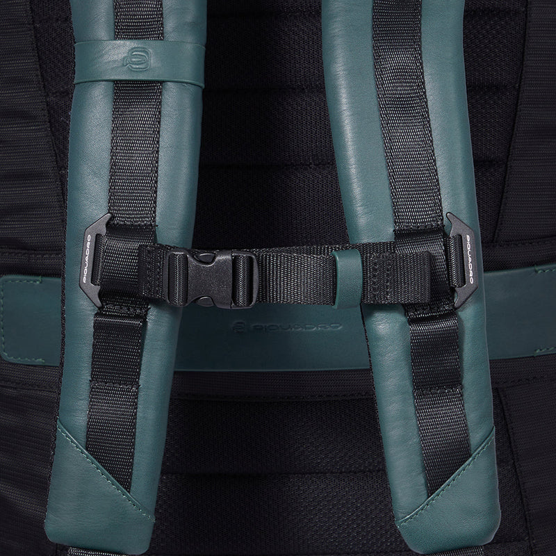 Travel laptop backpack 15,6"