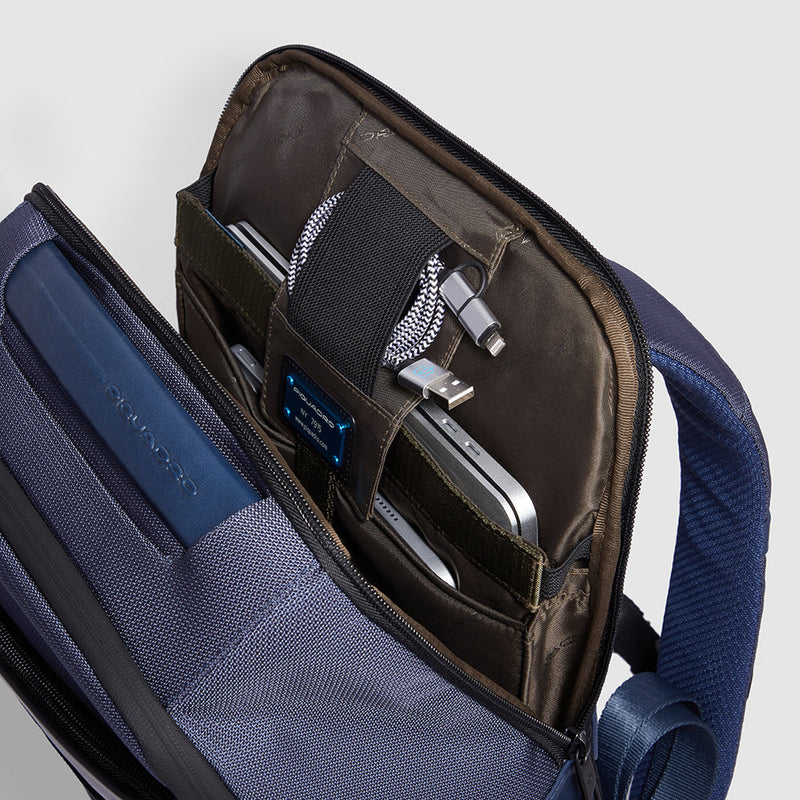 Personalizable, modular laptop backpack 14"