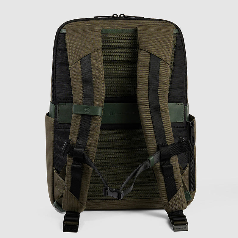 Personalizable, modular laptop backpack 14"