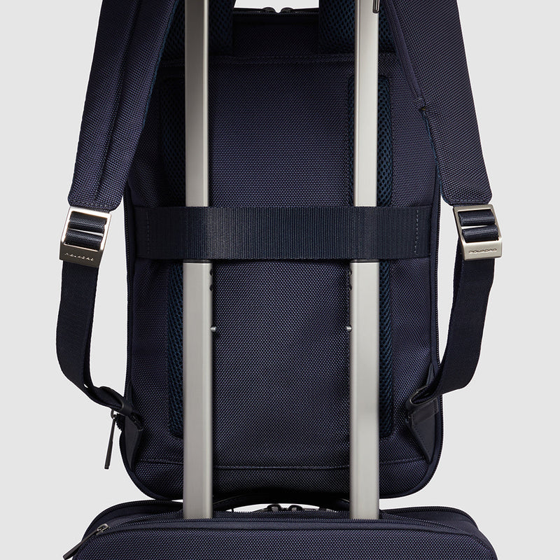 Slim computer backpack 15,6" in recycled fabric
