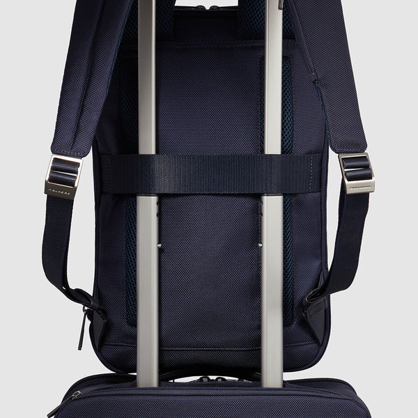 Slim computer backpack 15,6" in recycled fabric