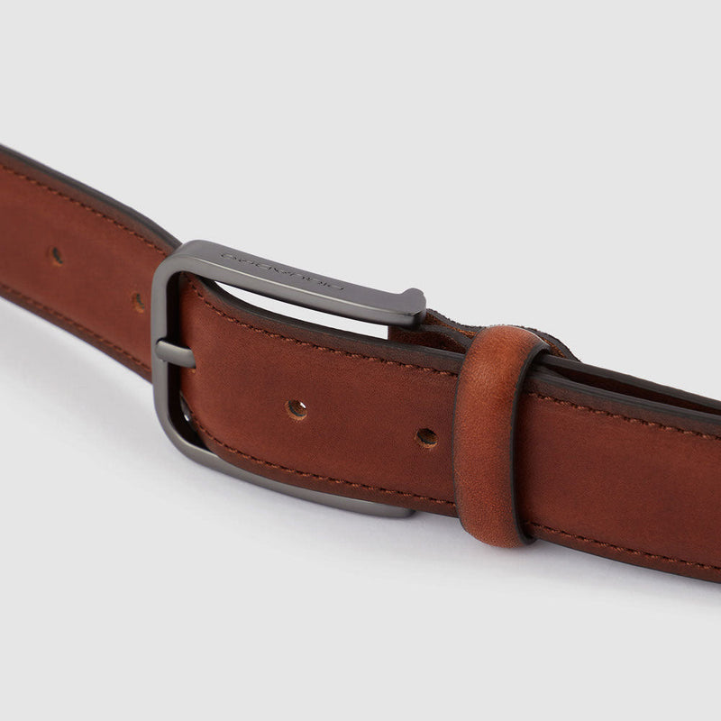 Men’s belt with prong buckle