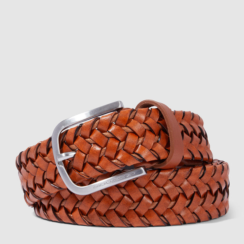 Braided men's belt with prong buckle