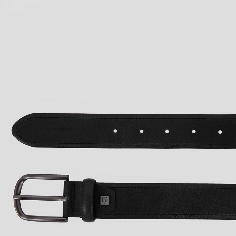 Men’s belt with prong buckle