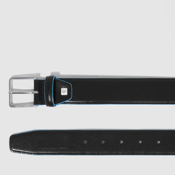 Men’s leather belt with prong buckle