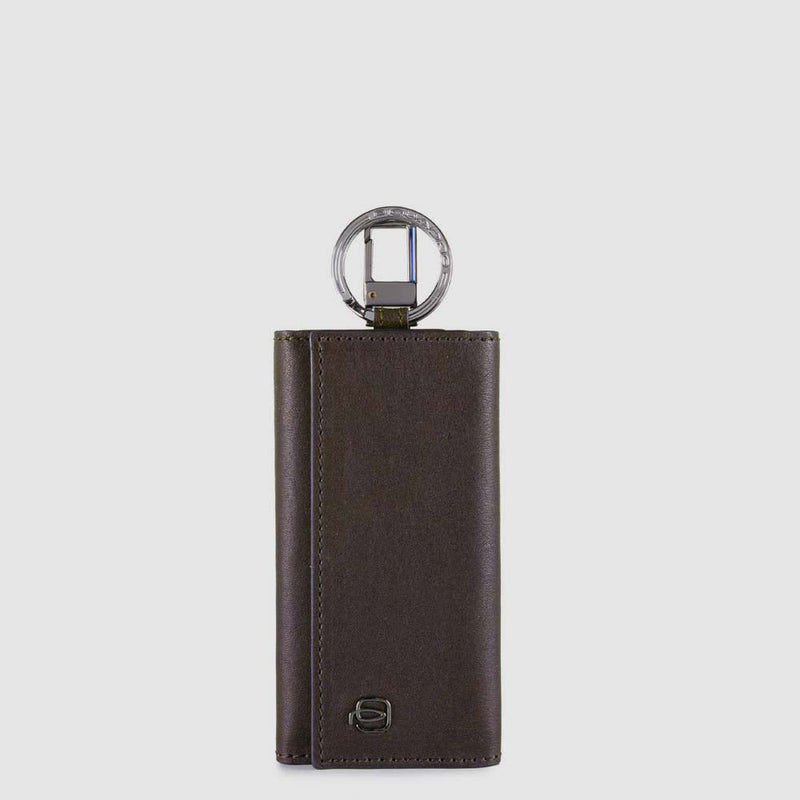 Key holder for armoured door