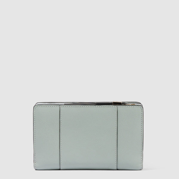 Women’s wallet with coin pocket
